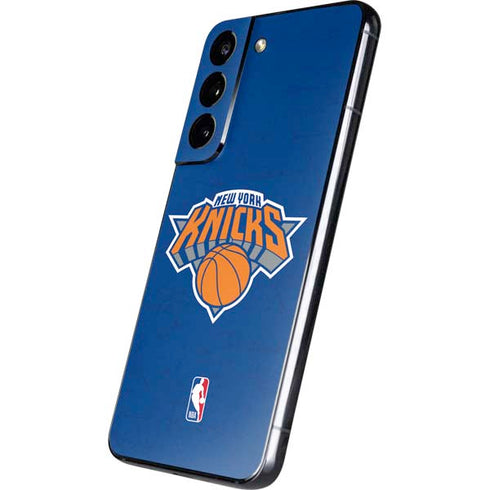 NBA New York Knicks Distressed Galaxy S22 Plus Skin